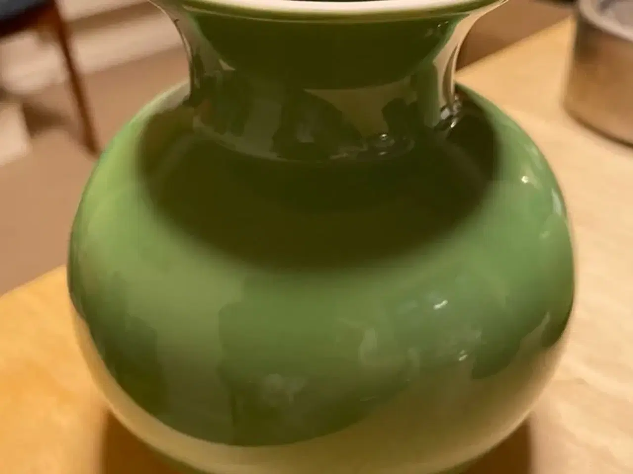 Billede 1 - Kähler vase grøn12 cm.