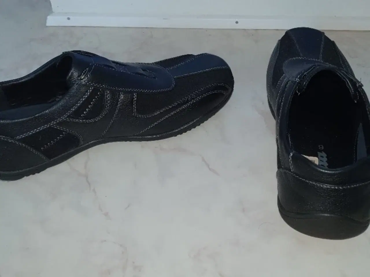 Billede 3 - Damesko 