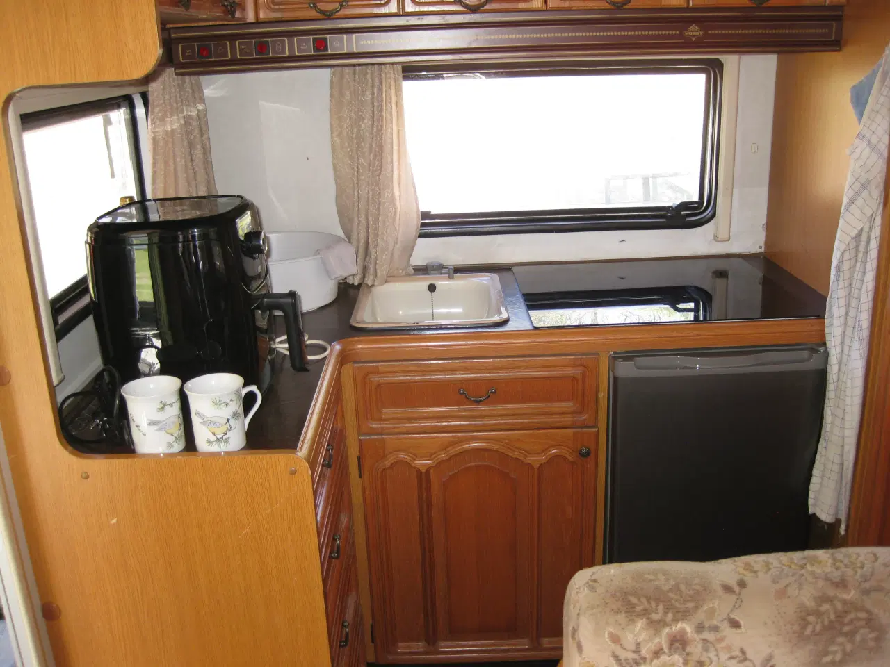 Billede 10 - Hobby tqm 520 campingvogn nysynet m plader