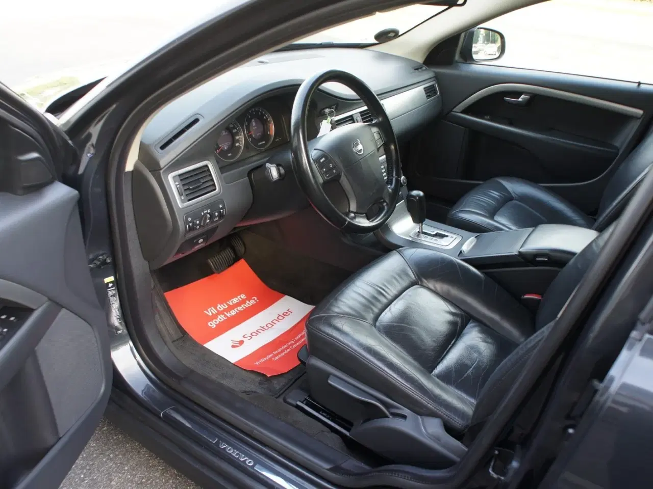 Billede 8 - Volvo V70 2,5 T Momentum aut.