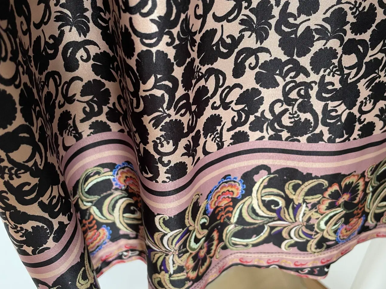 Billede 2 - In Front top str. 44