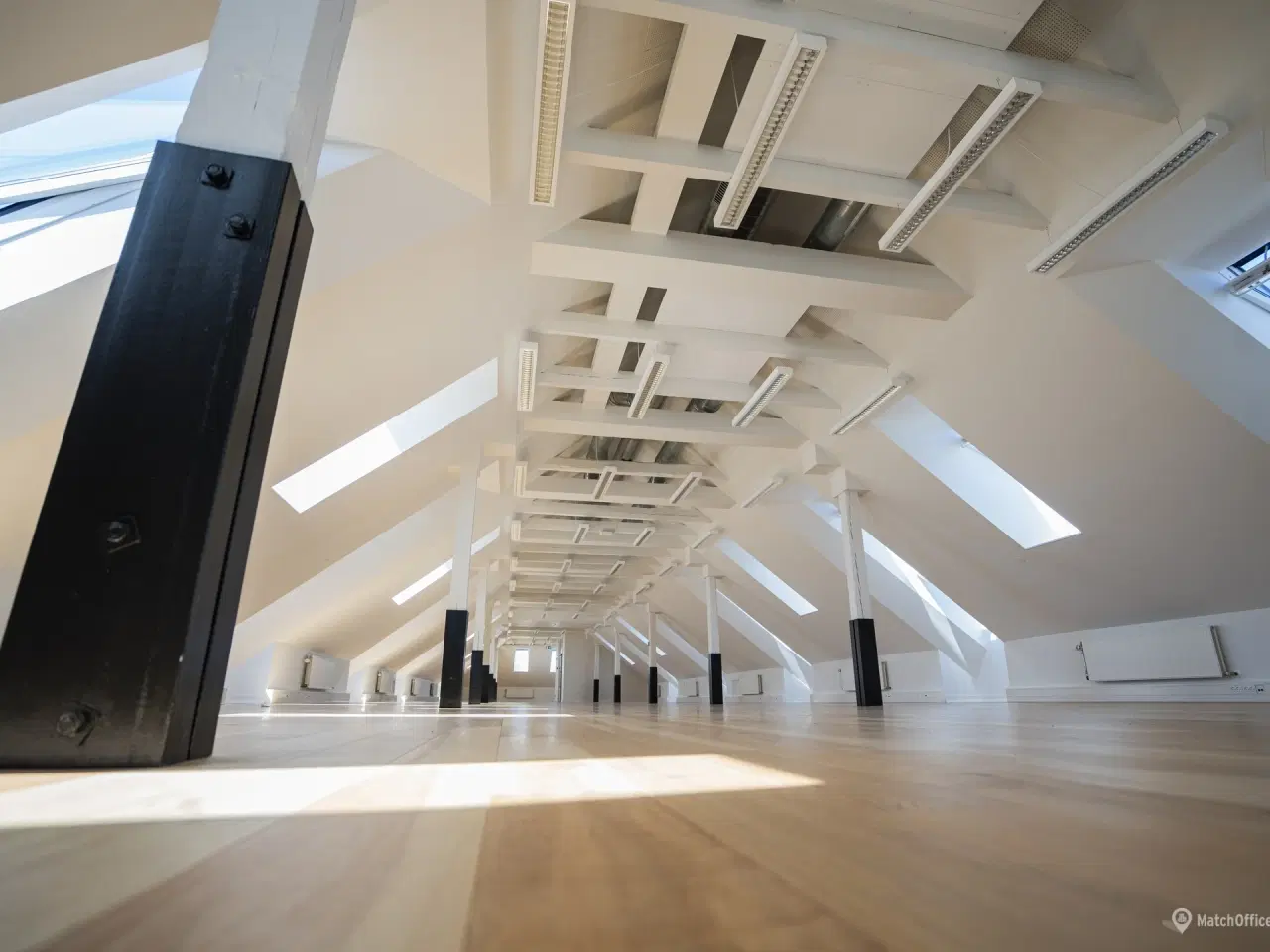 Billede 1 - Fleksible kvadratmeter i tidligere ikonisk byskole