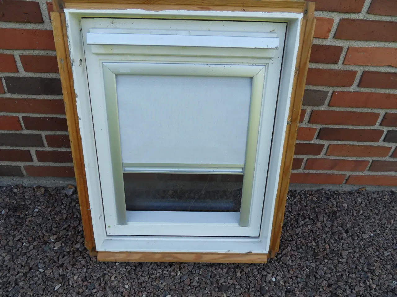 Billede 4 - VELUX-vindue  70x55 cm - Ovenlysvindue
