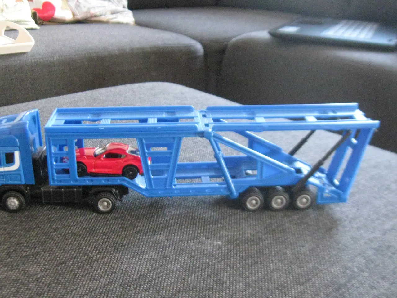 Billede 1 - Biltransporter