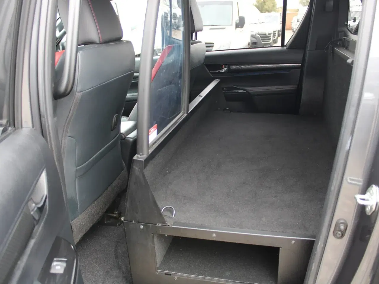 Billede 8 - Toyota HiLux 2,8 D GR Sport Db.Kab aut.