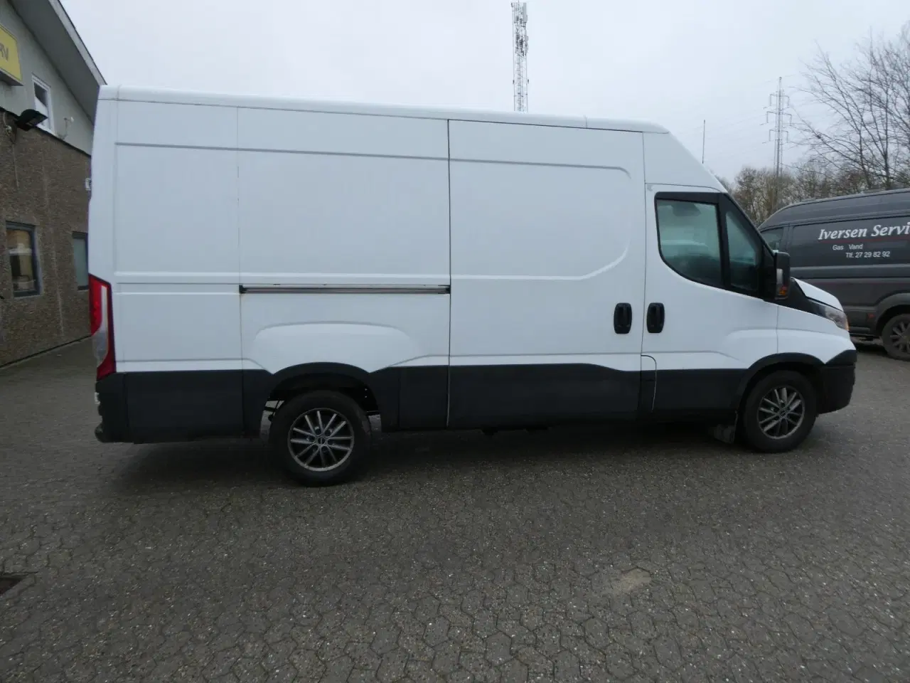 Billede 12 - Iveco Daily 3,0 35S18 12m³ Van AG8