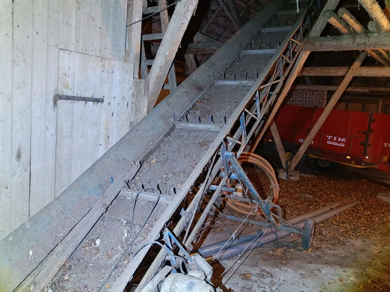 Billede 1 - Triumf transportør ca. 8 meter med fast bund