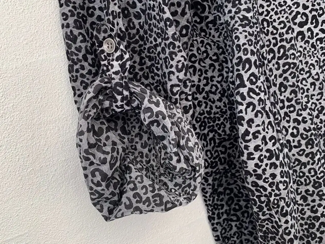 Billede 9 - Leopard bluse med blondetop 