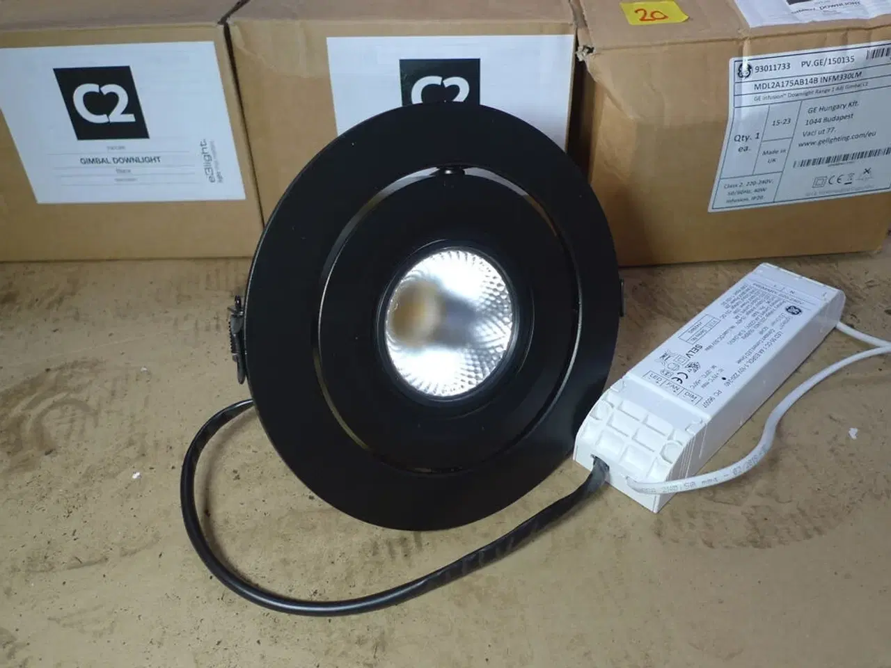 Billede 6 - 2 stk. store LED-indbygningsspots ca. ø-hul 16cm, e3light, Gimbal