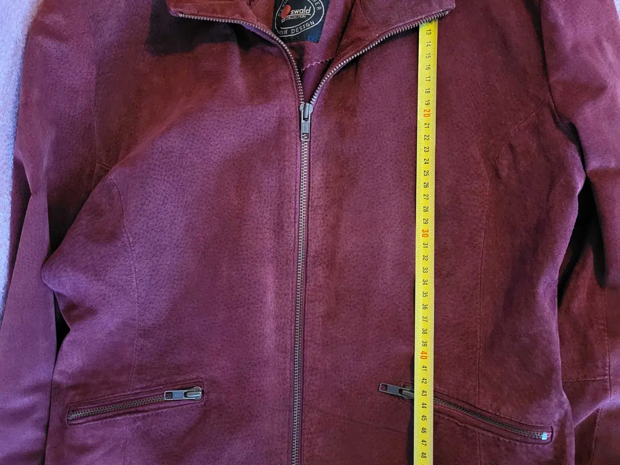 Billede 6 - Vintage ruskinds jakke i vinrød/rosa farve, str. L