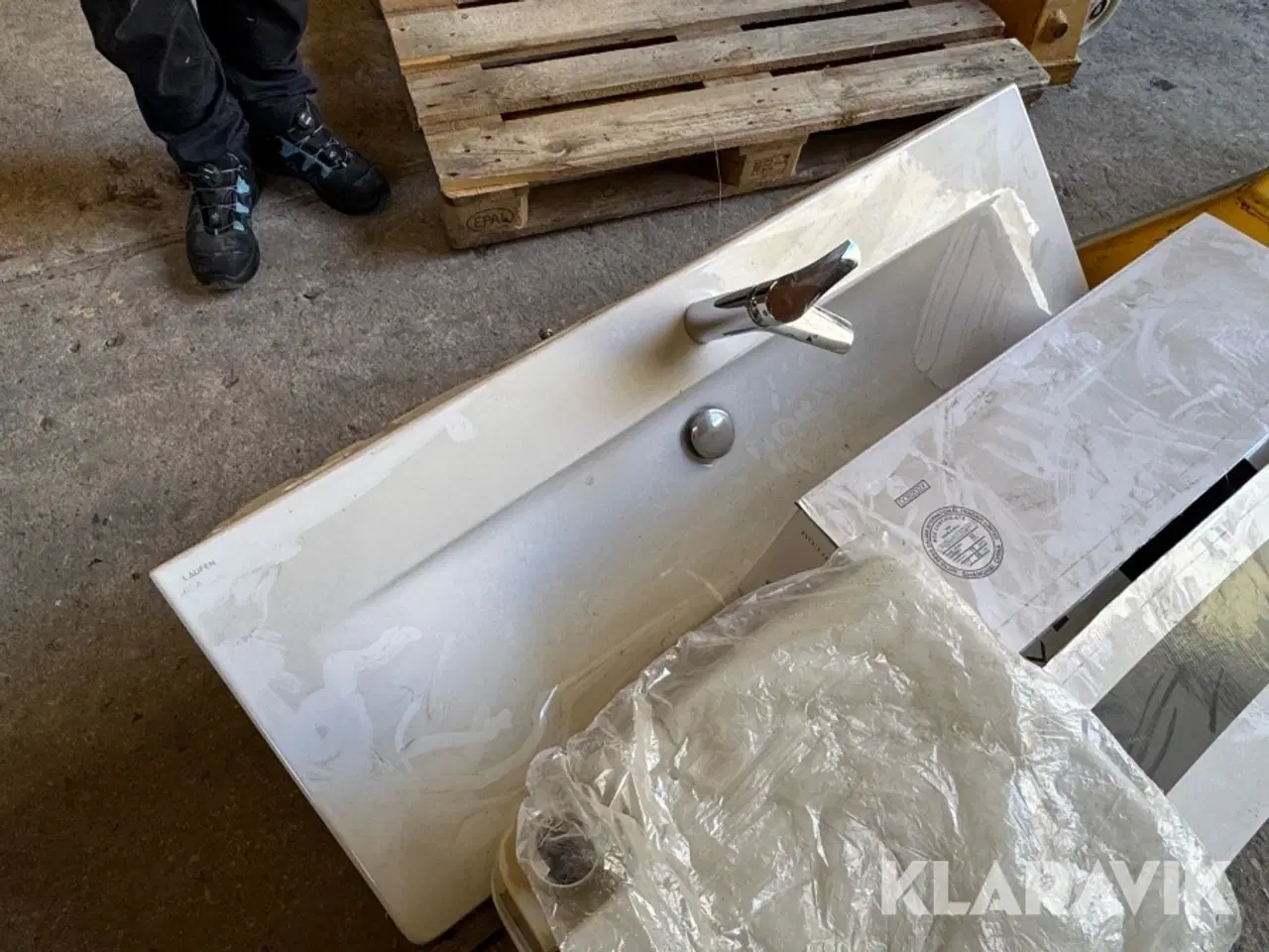 Billede 12 - Badeværelse inventar LOT