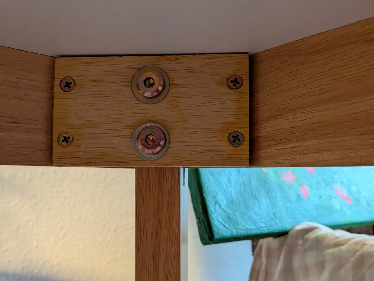 Billede 5 - Hvidt spisebord