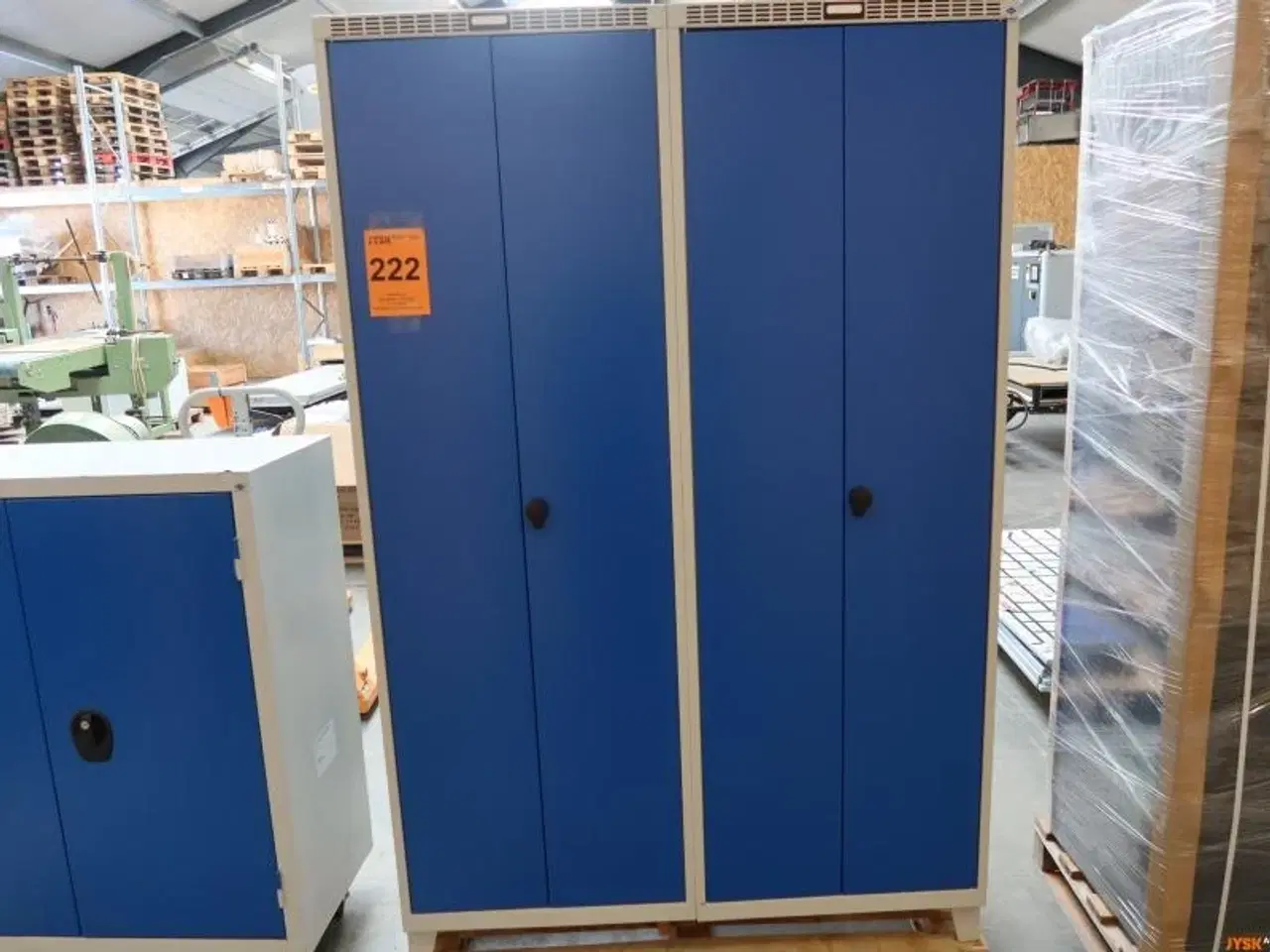 Billede 1 - GARDEROBESKAB, 2