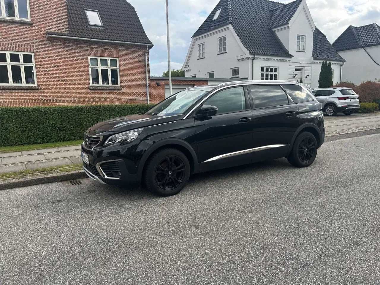 Billede 1 - Peugeot 5008 1,2 e-THP 130 Allure 7prs