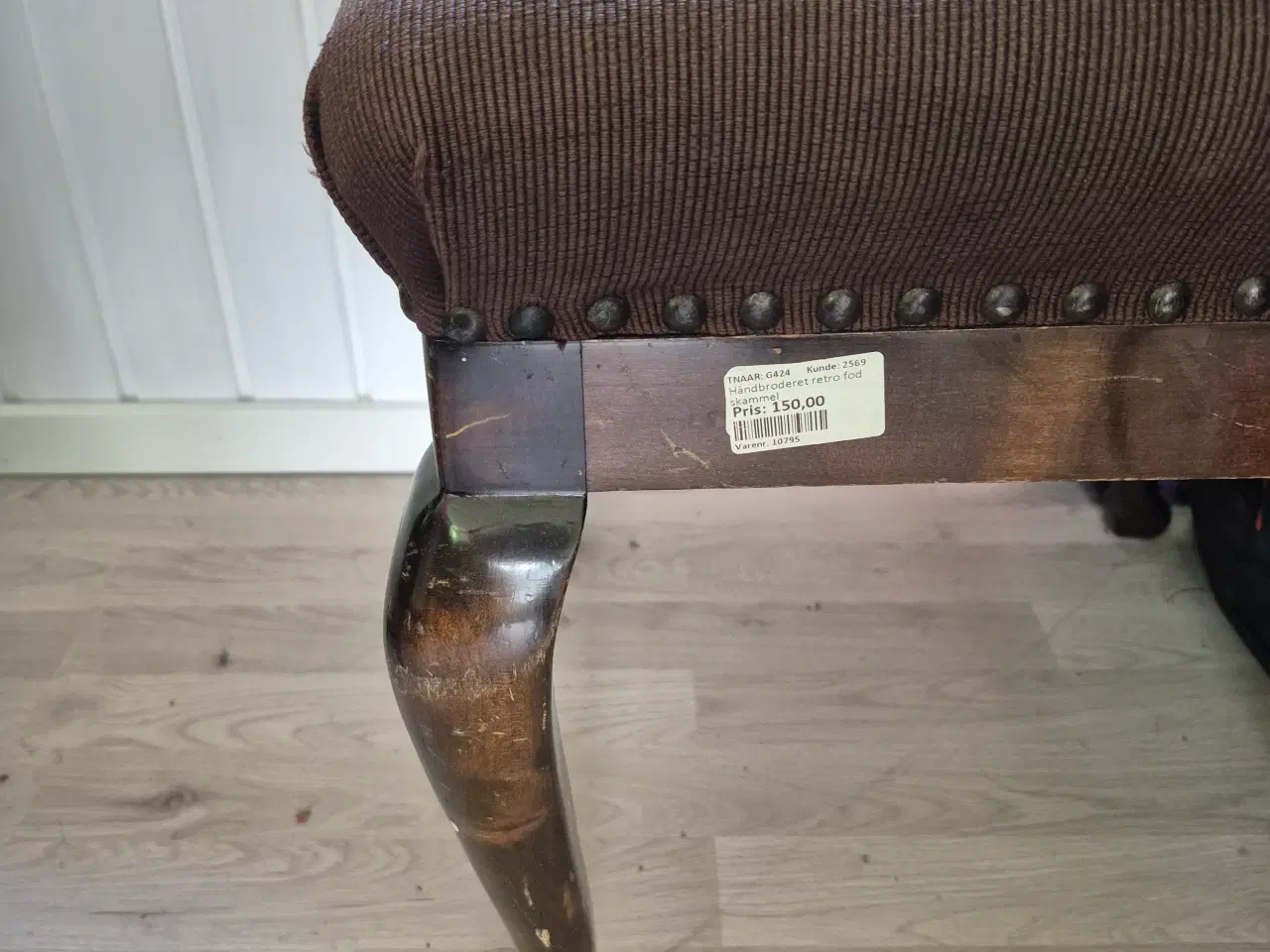 Billede 3 - Broderet fodskammel 