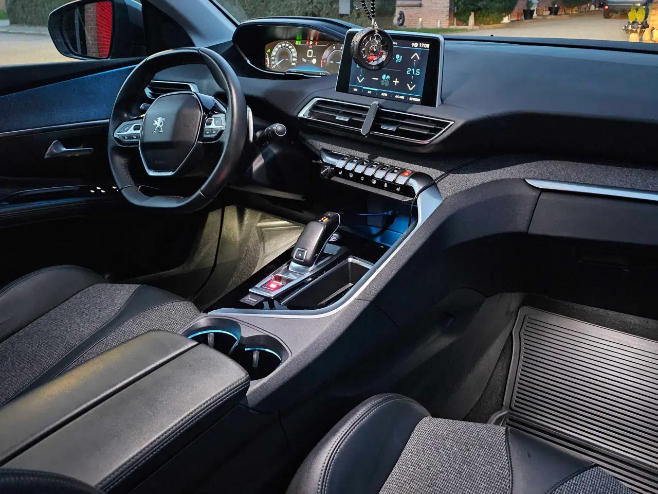 Billede 5 -  Peugeot 5008, 1.5 BlueHDi 130 Allure 