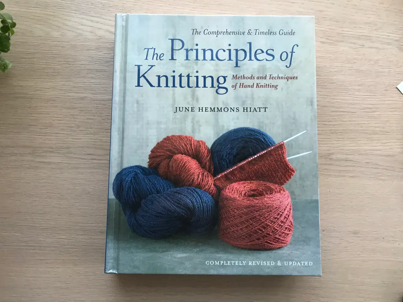 Billede 1 - The Principles of Knitting af June Hemmons Hiatt