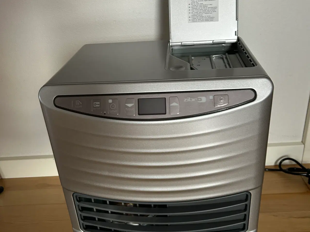 Billede 3 - Zibro LC-30 varmeovn 3,0 kW sølv