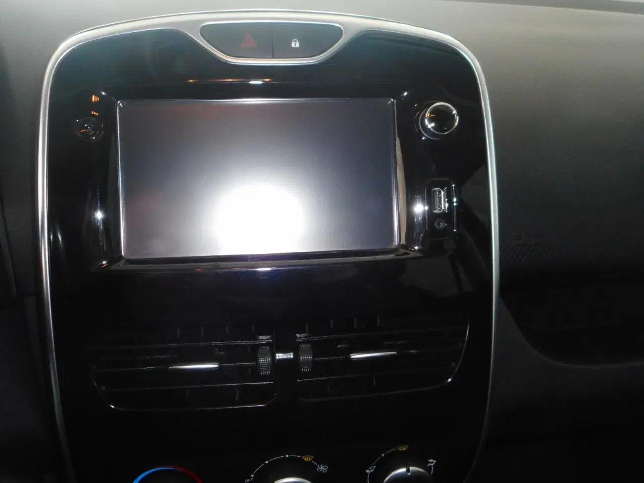 Billede 9 - Renault Clio IV 1,5 dCi 75 Expression Navi Style Sport Tourer