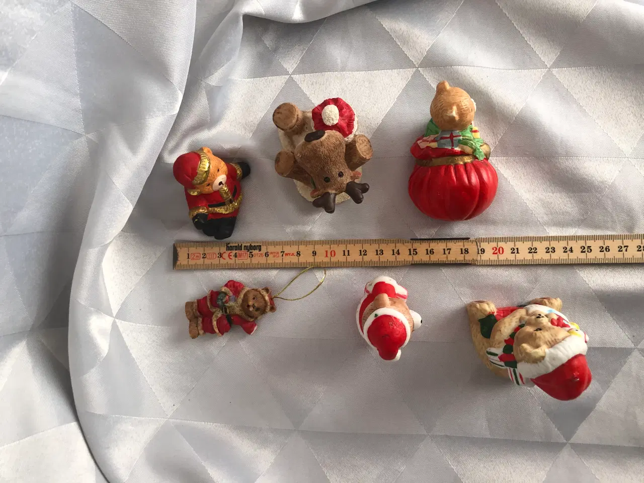 Billede 9 - 5 keramik/polyresin jule figurer