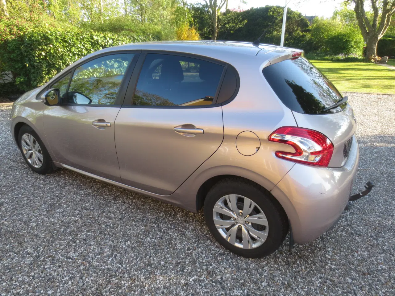 Billede 9 - Flot Peugeot 208 1.4 HDi År 12.