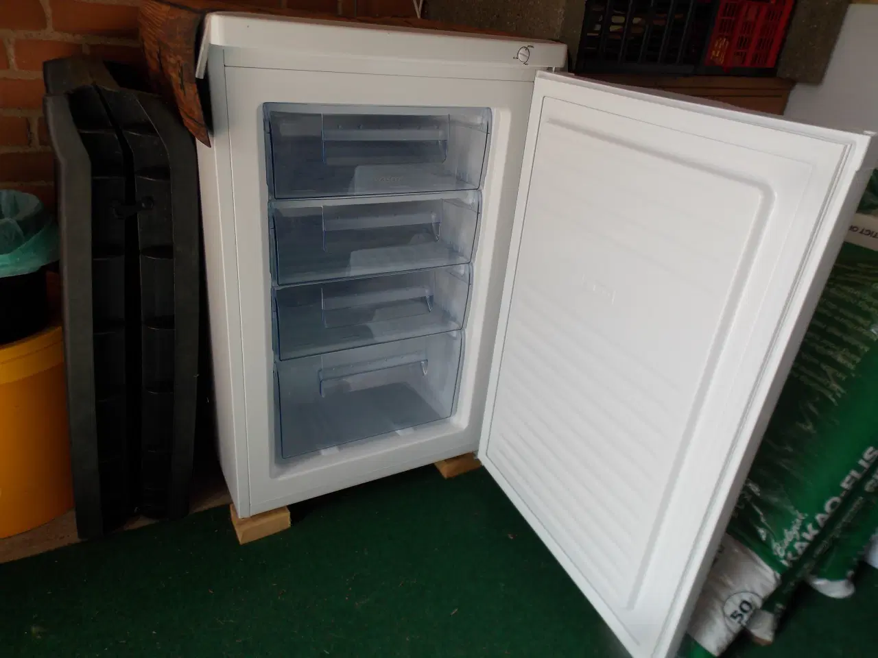 Billede 1 - Wasco skabsfryser F85W