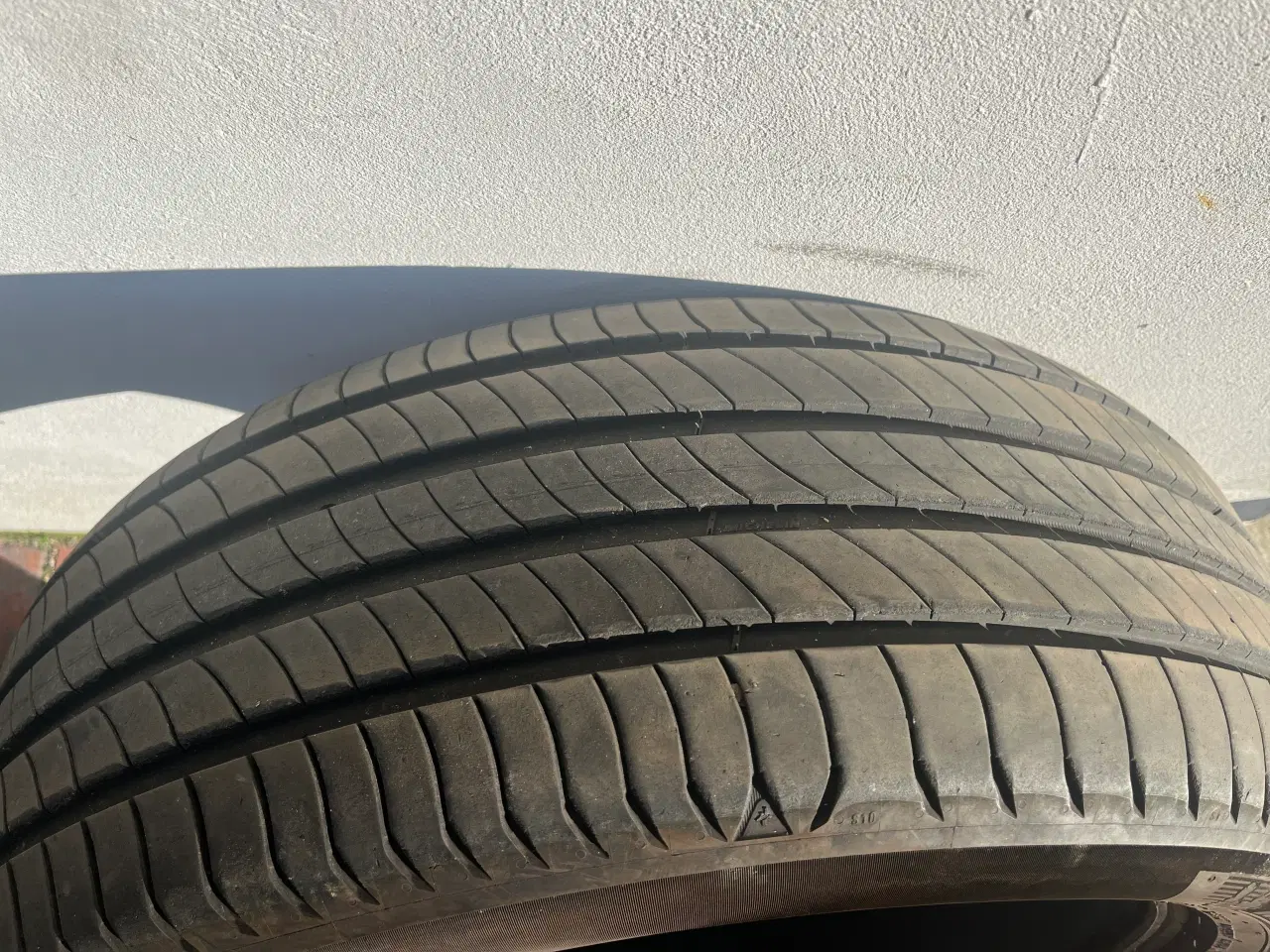 Billede 2 - Michelin sommerdæk 235/50 R20