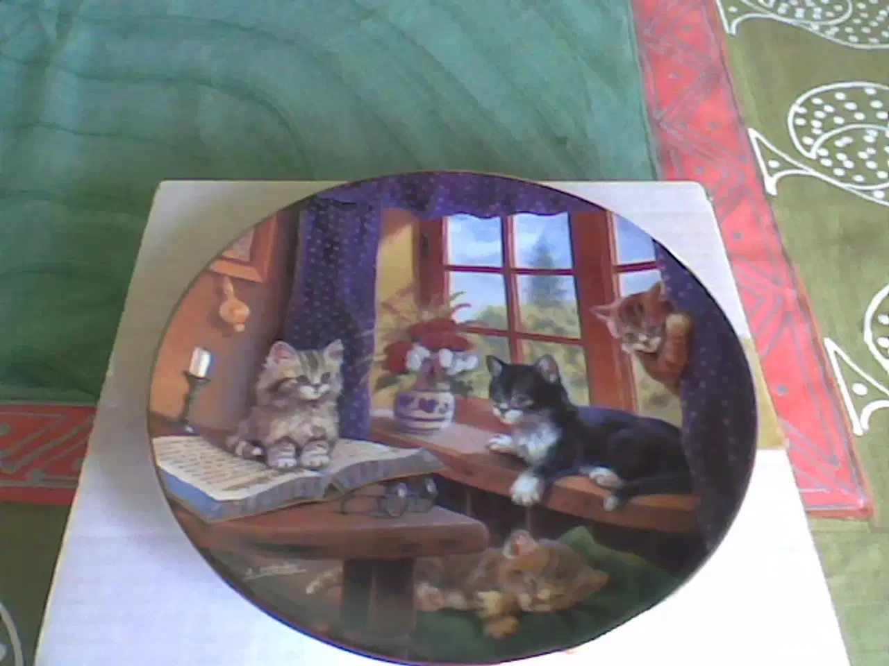 Billede 2 - 4 porcelænsplatter med killinger