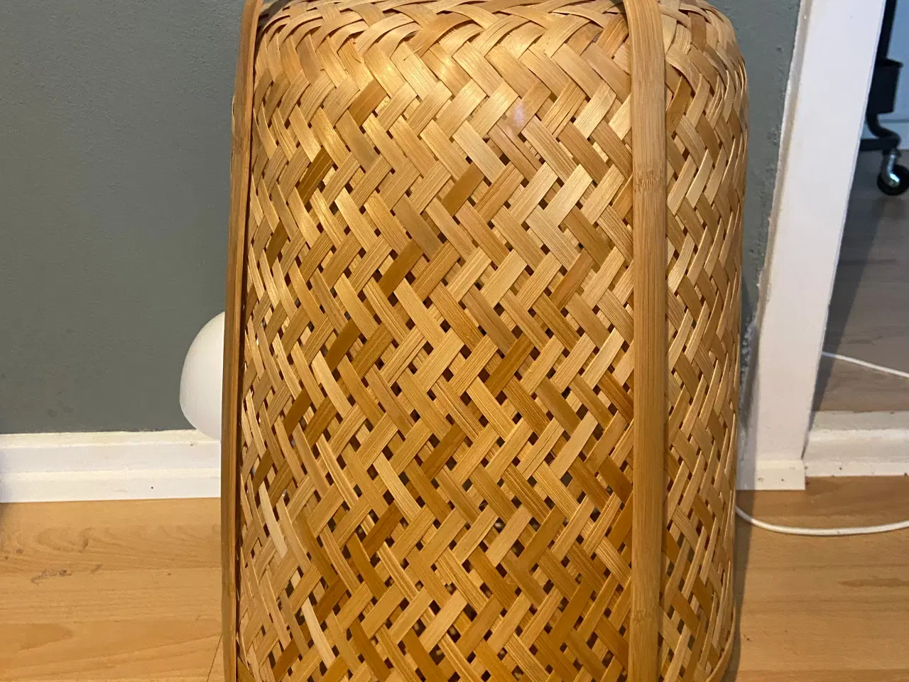 Billede 1 - Knixhult bambus-loftslampe fra IKEA