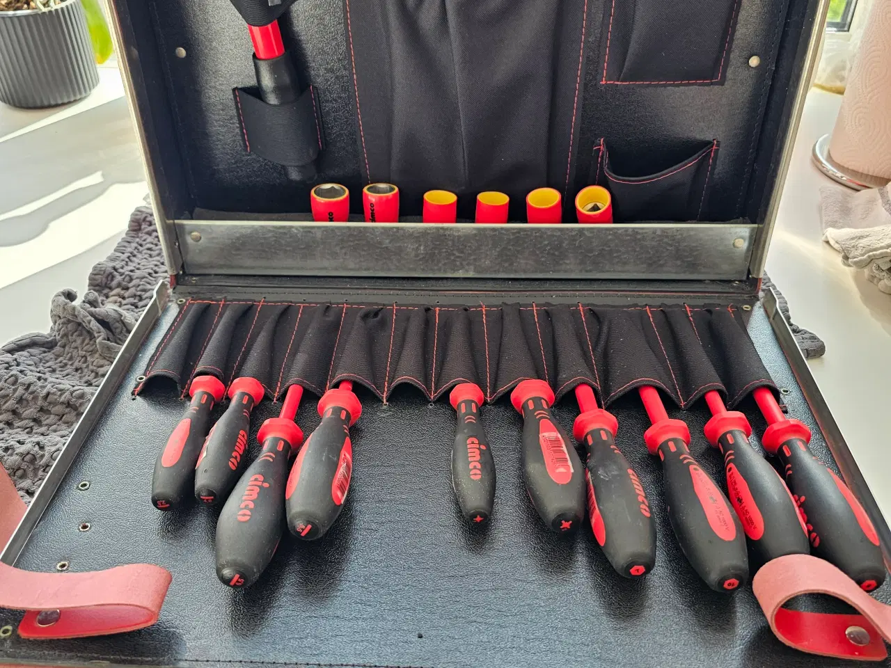 Billede 2 - 1000V LAUS værktøj i kuffert