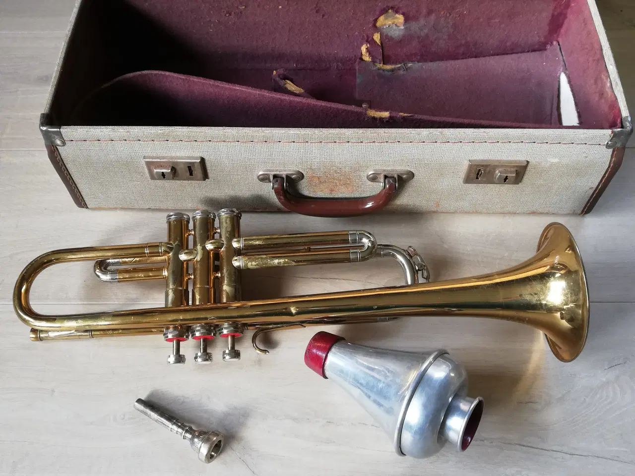 Billede 2 - Gammel Engelsk messing trompet