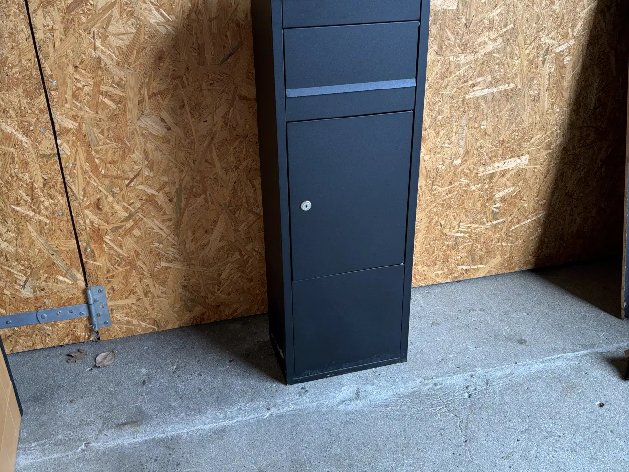 Billede 1 - Flot pakkepostkasse