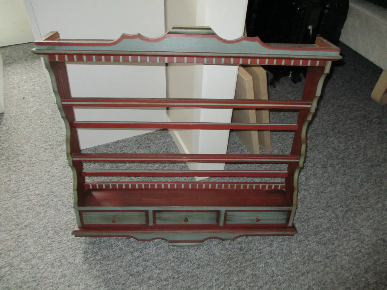 Billede 1 - tallerken reol 