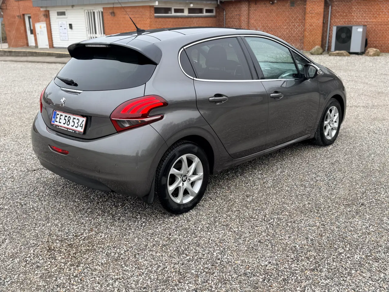 Billede 7 - Peugeot 208, modelår 2017, Diesel
