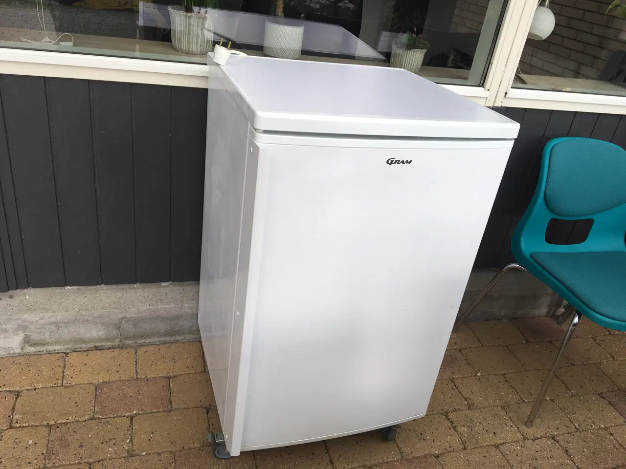 Billede 4 - Køleskab GRAM 400 kr