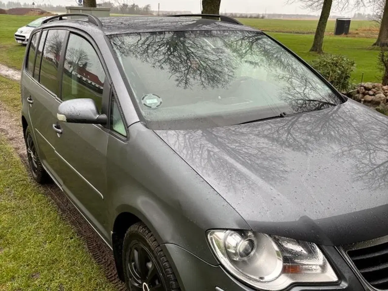 Billede 3 - Sælger VW Touran 1,9 TDI. 