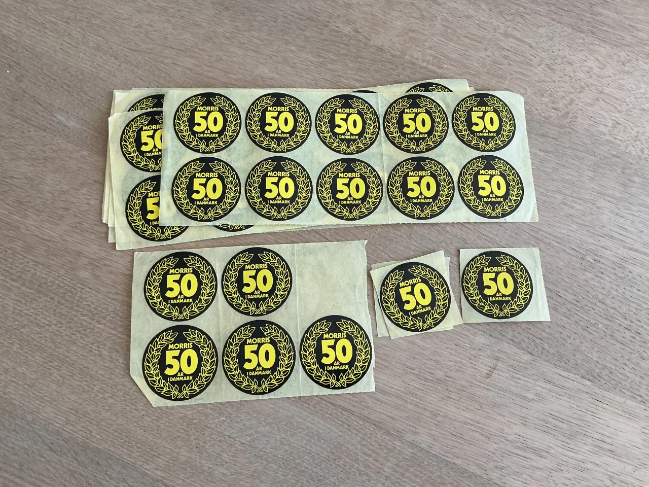 Billede 1 - Morris mærker 50 års Danmark 