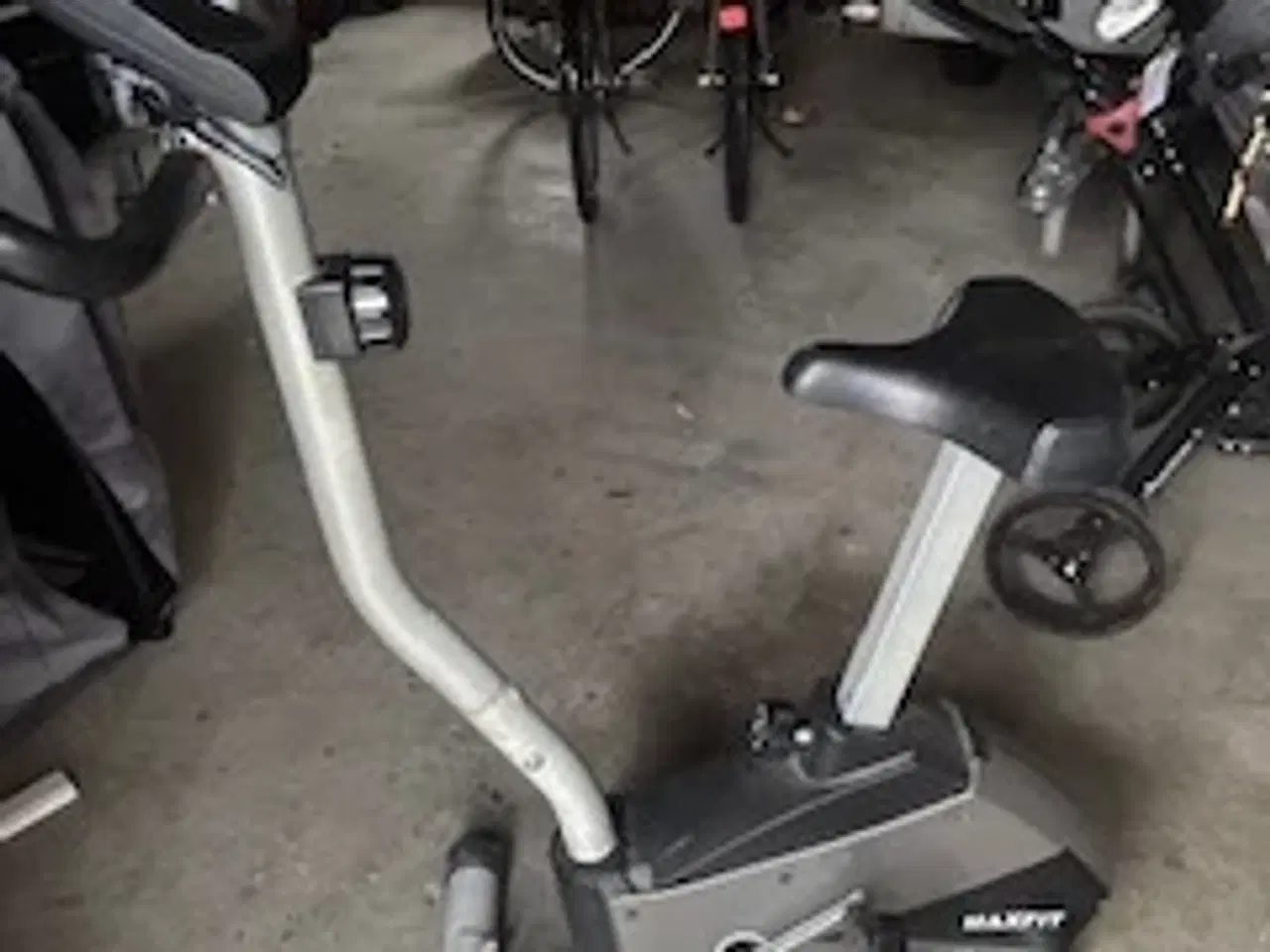 Billede 1 - Maxfit motionscykel med pulsur