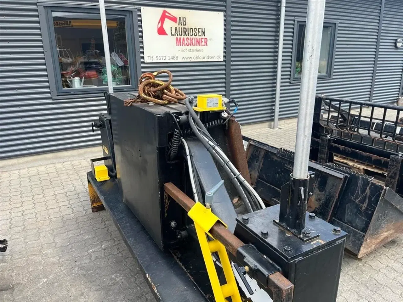 Billede 16 - Caterpillar 259D Med afretter-Powerrake-klippehoved solvl og gafler