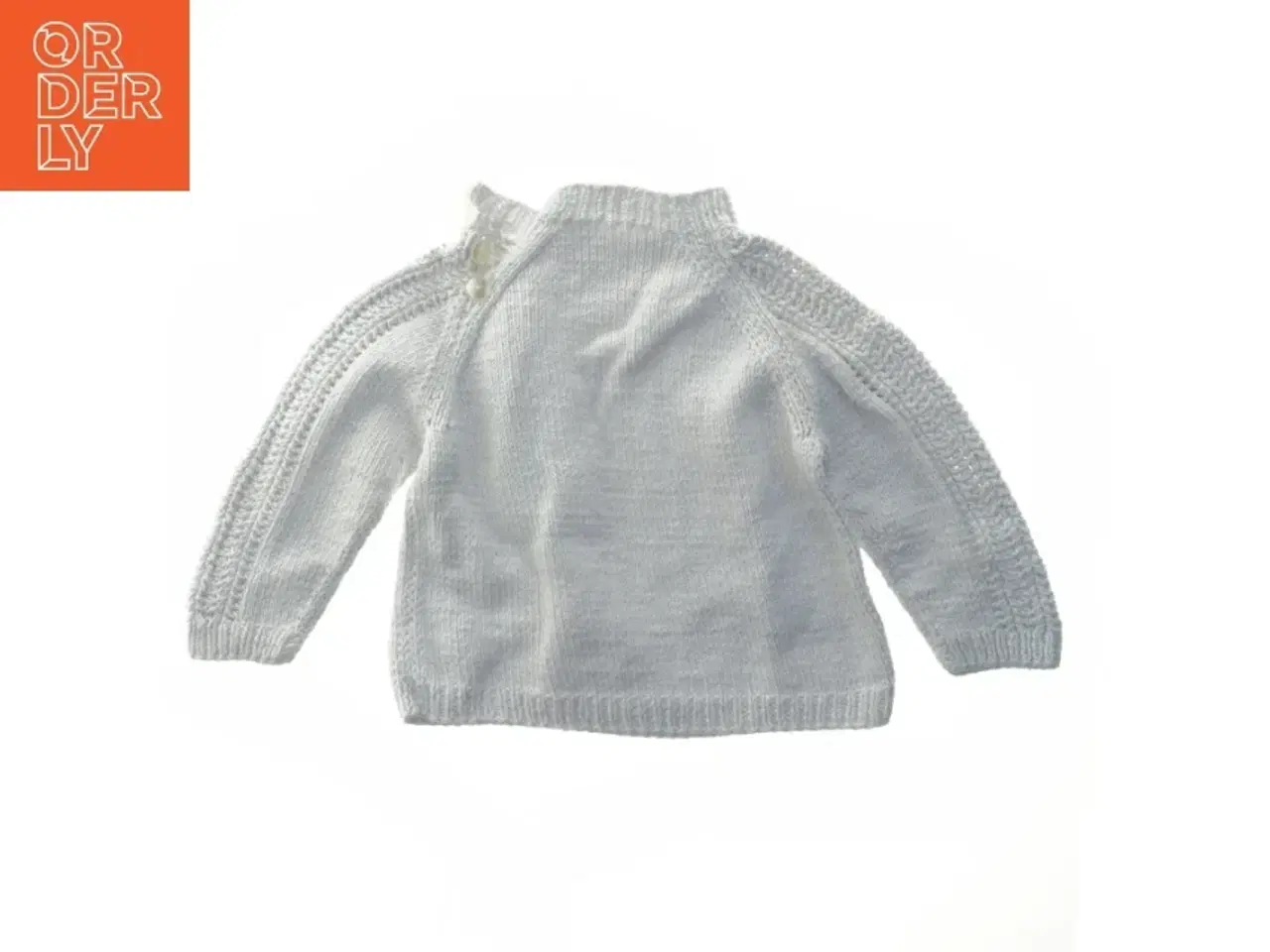 Billede 1 - Hvid strikket trøje til baby (str. Bryst. 25 cm. længde. 26 cm)