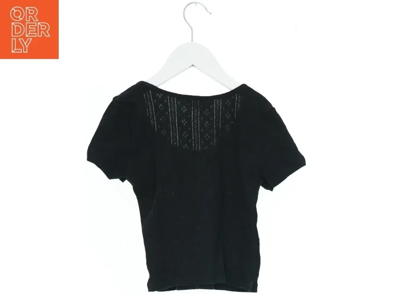 Billede 2 - Kortærmet sort bluse med mønstret ryg fra H&M (str. 140)