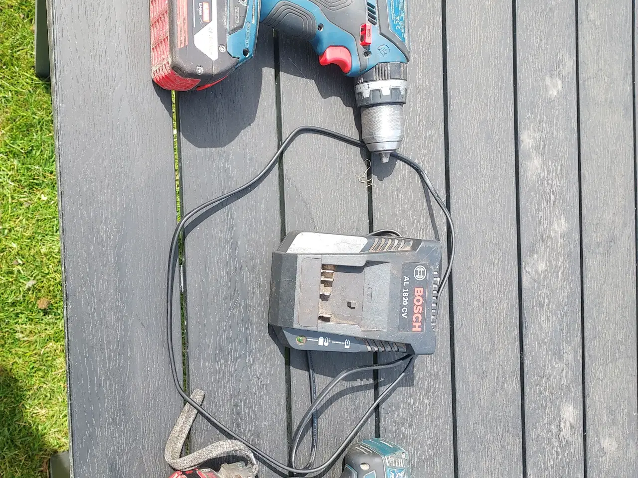 Billede 2 - Bosch, slag og bor med to batterier 