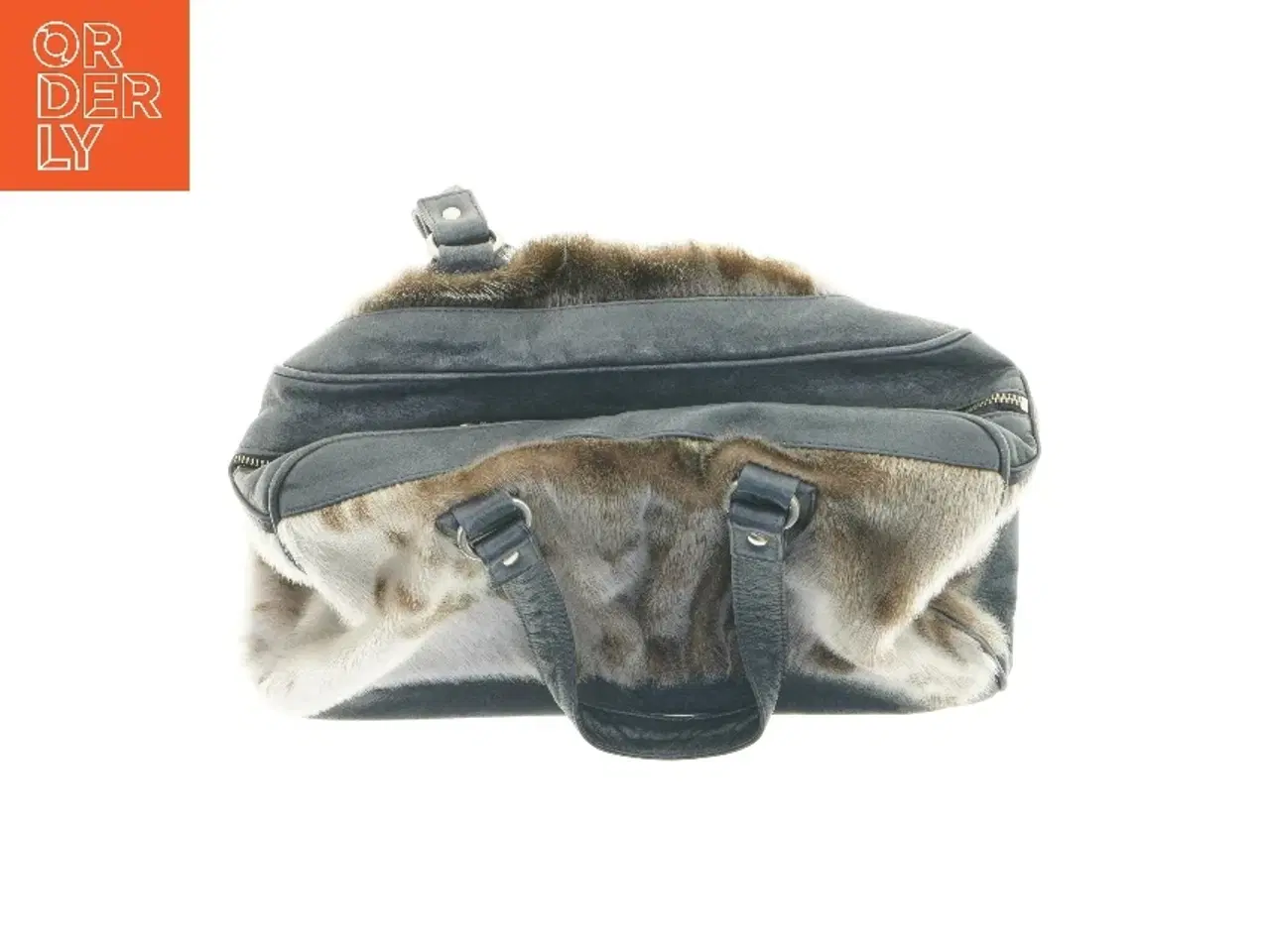 Billede 3 - Håndtaske i pels og læder fra Great Greenland By Isaksen Design (str. 37 x 22 x 13 cm)