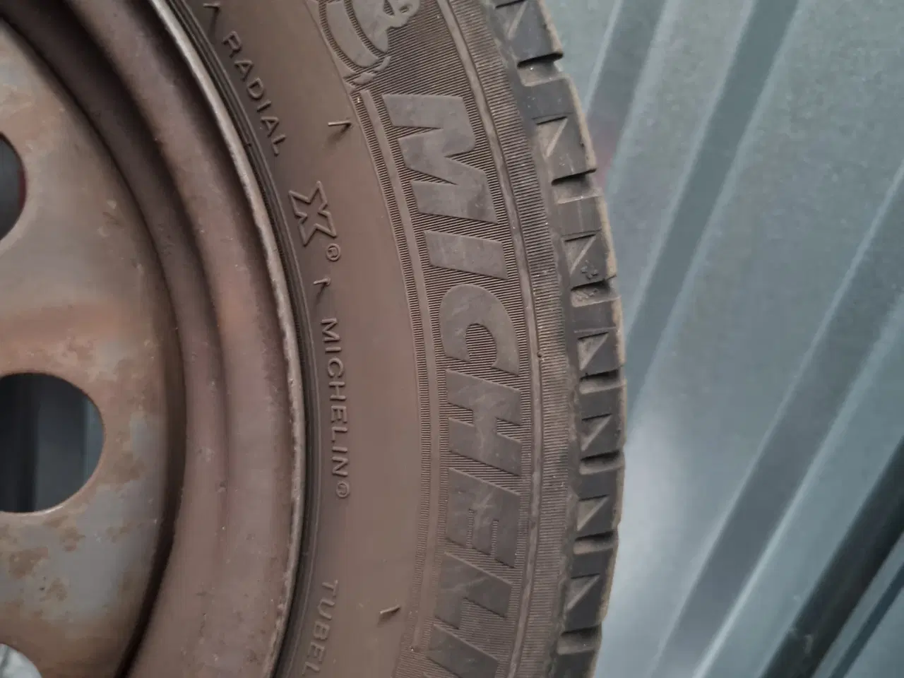 Billede 3 - 4 stk Michelin dæk 195/60 R15 på stål fælg