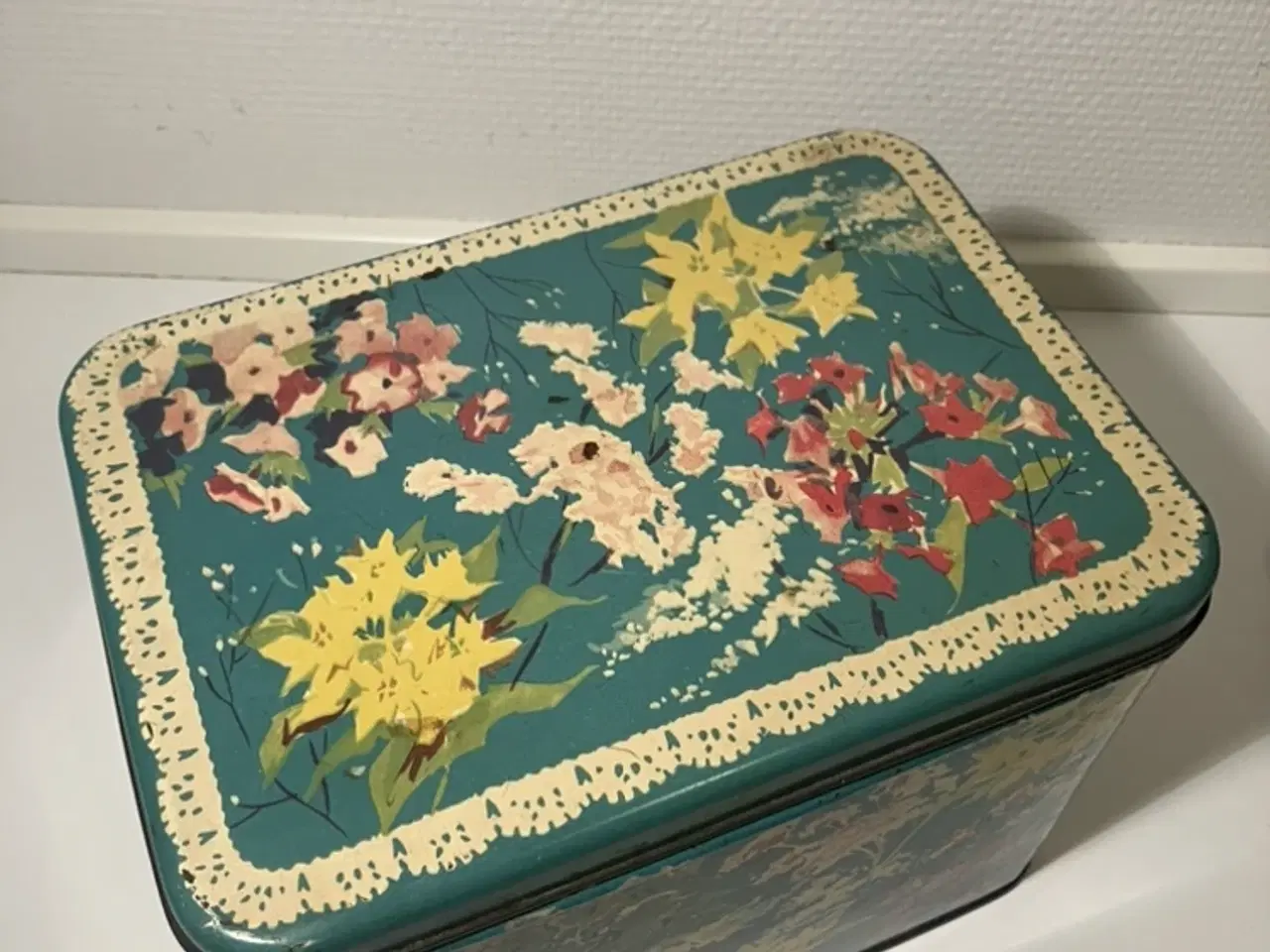 Billede 2 - Charmerende gammel dåse 