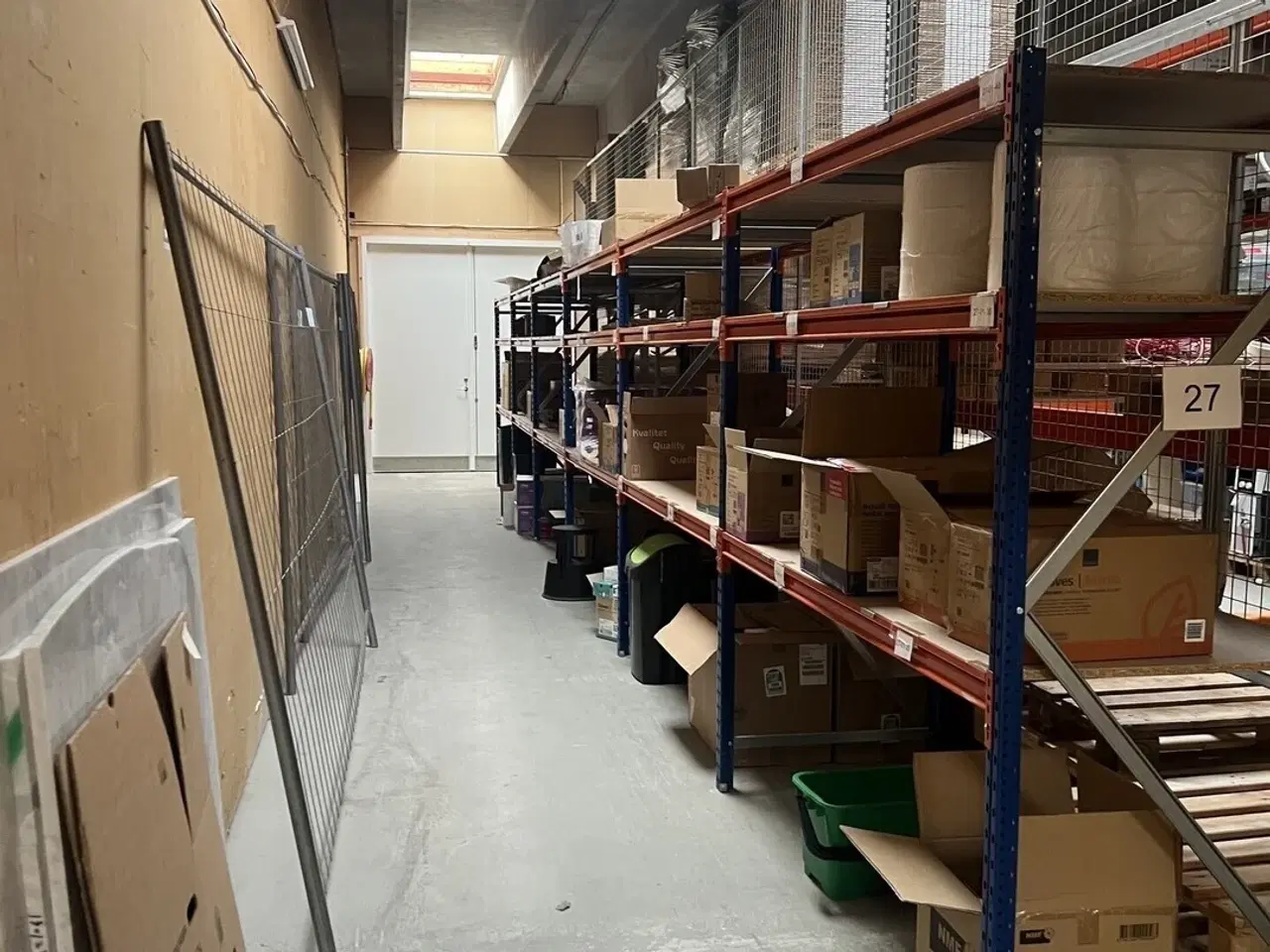 Billede 10 - Super velbeliggende lager med kontor
