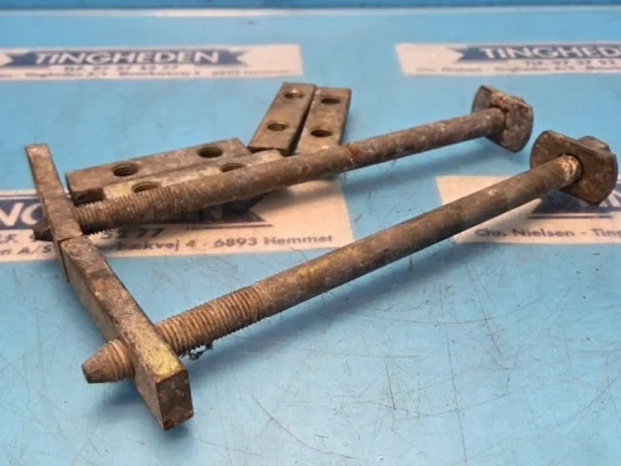 Billede 6 - Traktor Frontvægt Pin Sæt