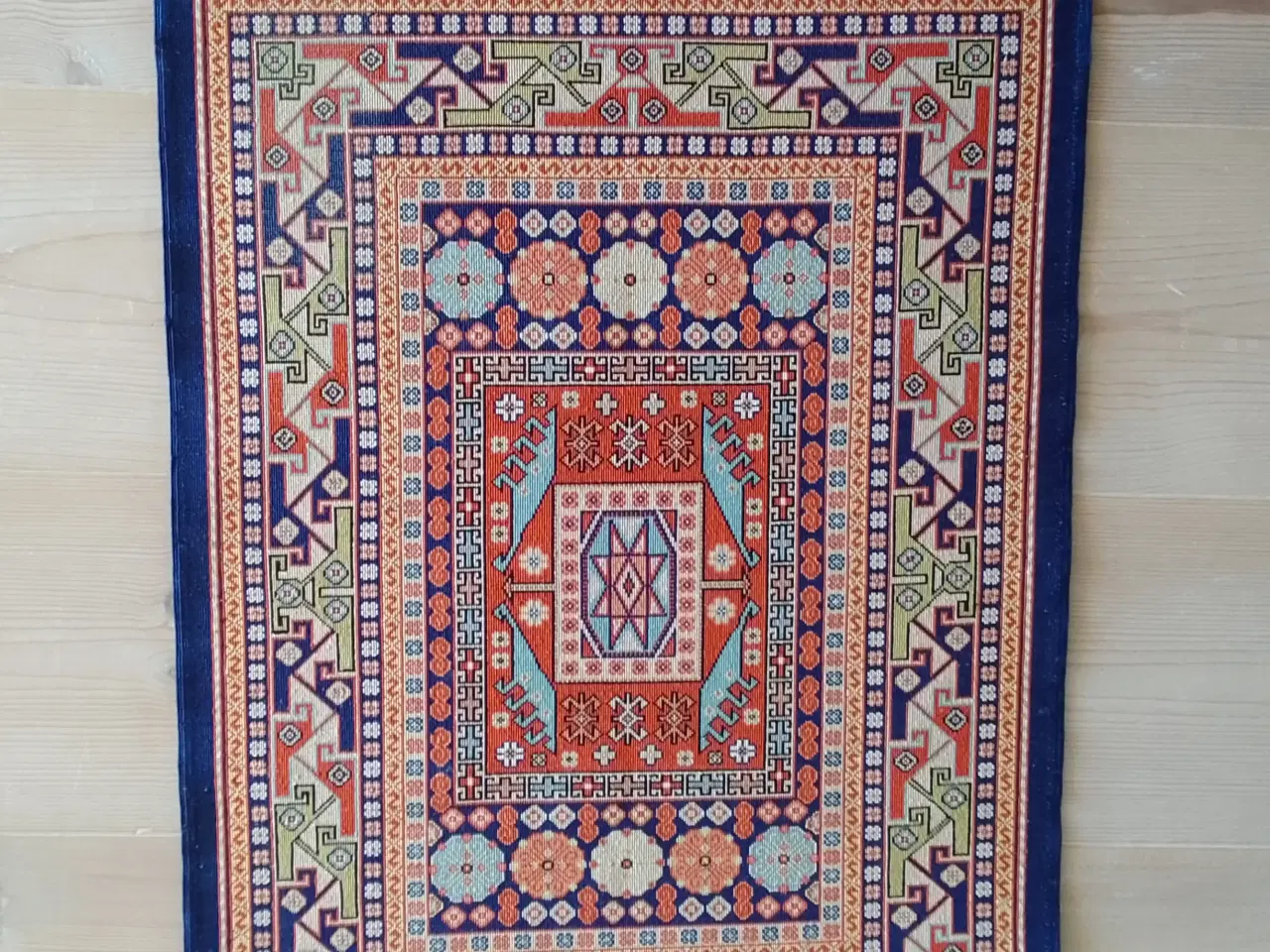 Billede 3 - HEREKE silketæppe i smukke farver - 38x54 cm