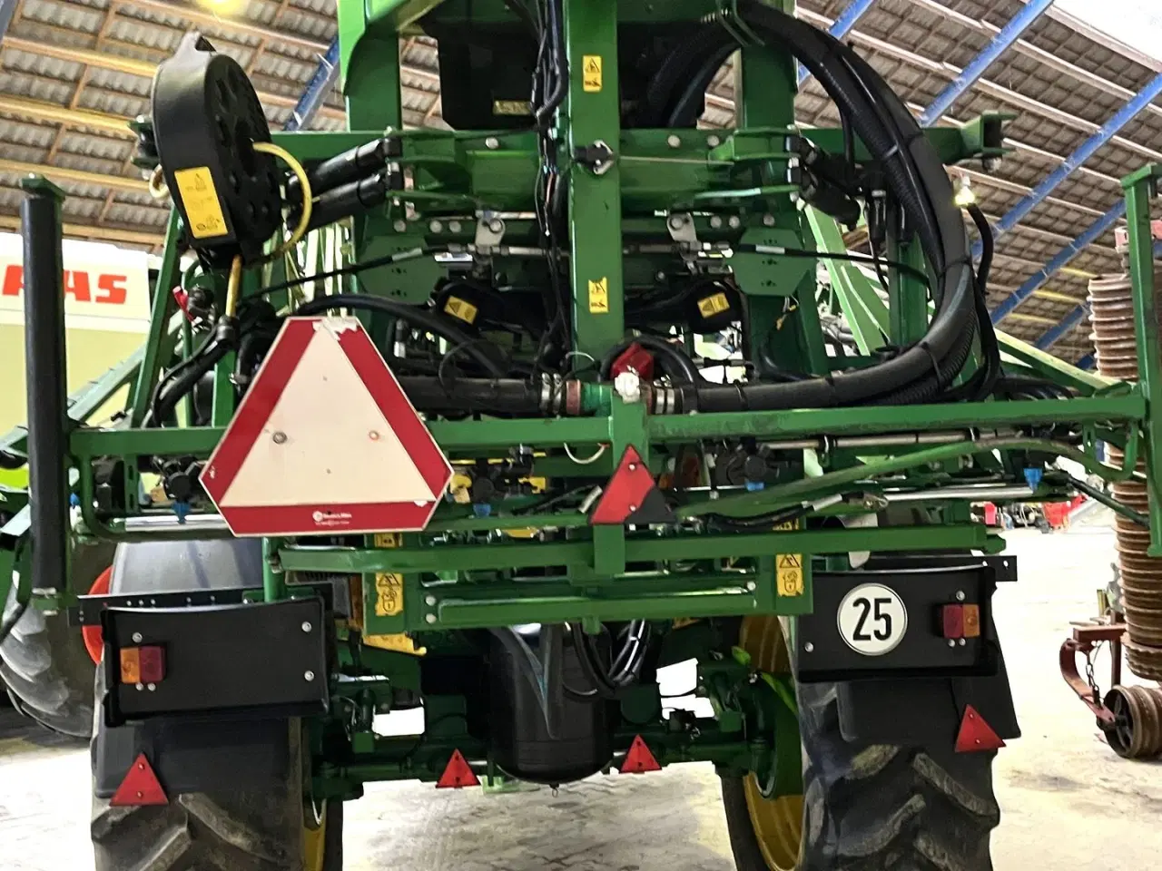 Billede 4 - John Deere M944i isobus 28 m 4400 l.