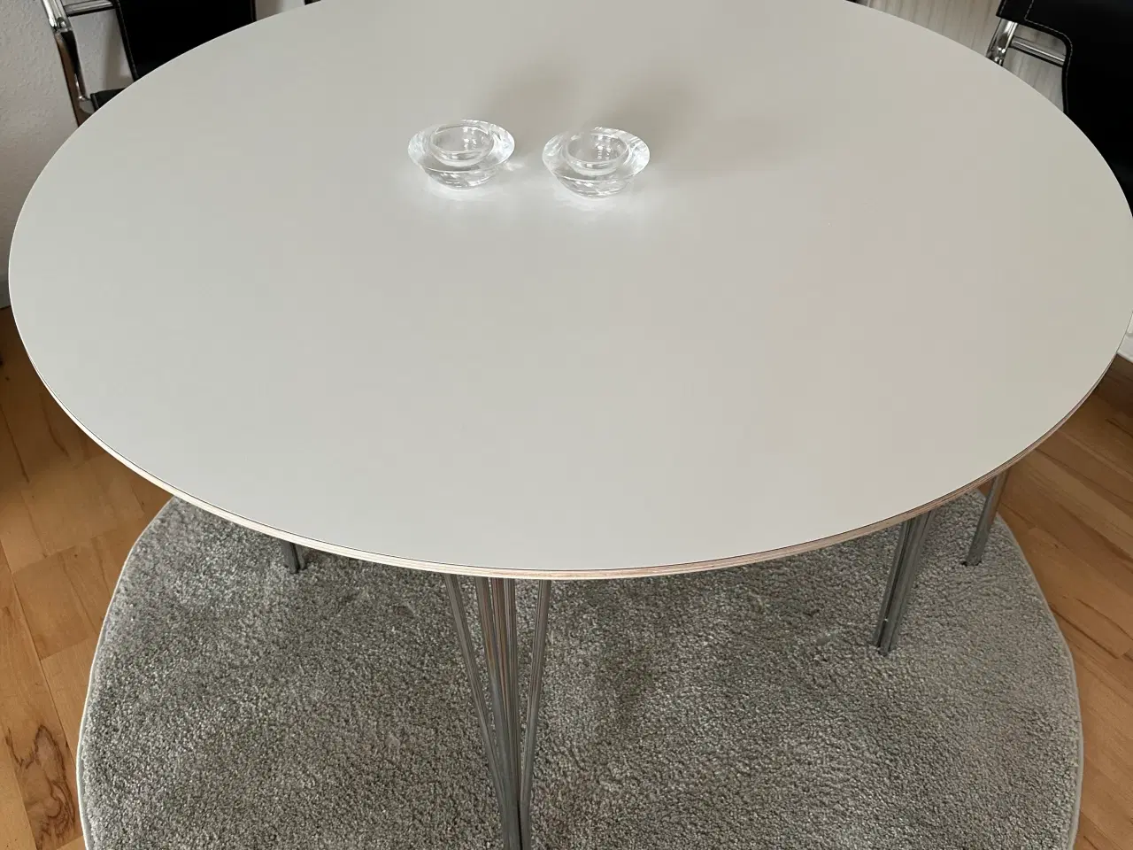 Billede 2 - Haslev Spisebord med 4 stole
